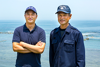 生産者 種市南漁業共同組合吹切守(ふっきりまもる)さん 株式会社ひろの屋 下荢坪之典(したうつぼゆきのり)さん